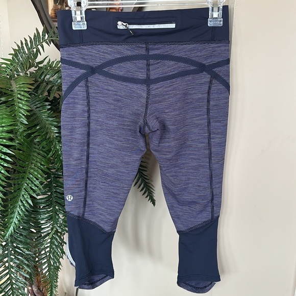 Lululemon RUN: PACE CROP Wee Are From Space Deep Indigo Inkwell Workout Leggings - Picture 5 of 16